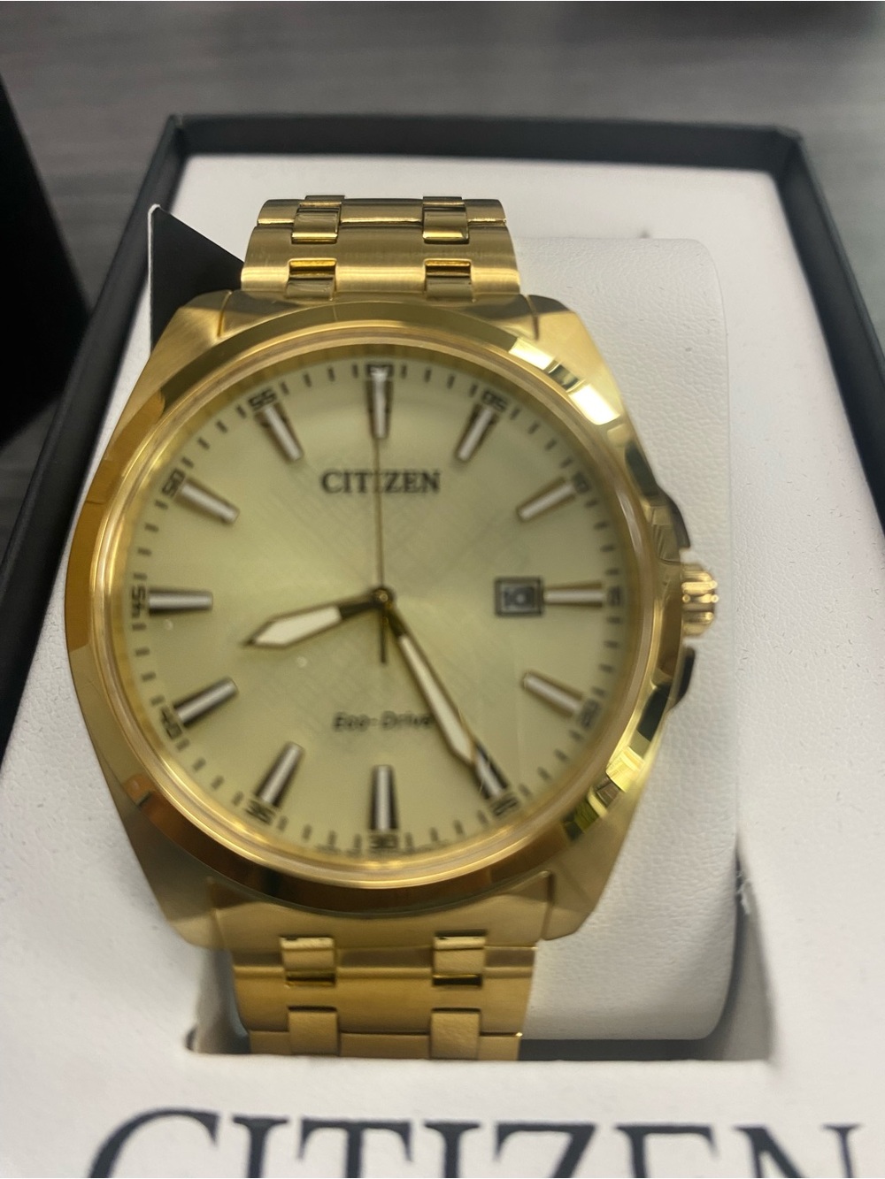 Citizen Men’s Gold-Tone Eco-Drive Bracelet Watch - Gold Dial